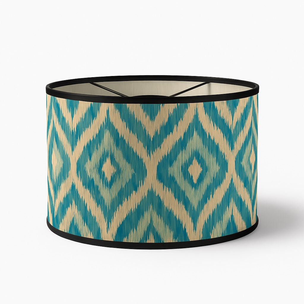 Abat-jour en bambou tressé aux motifs losanges turquoise – style naturel et lumineux, pour lampe ou suspension E27.