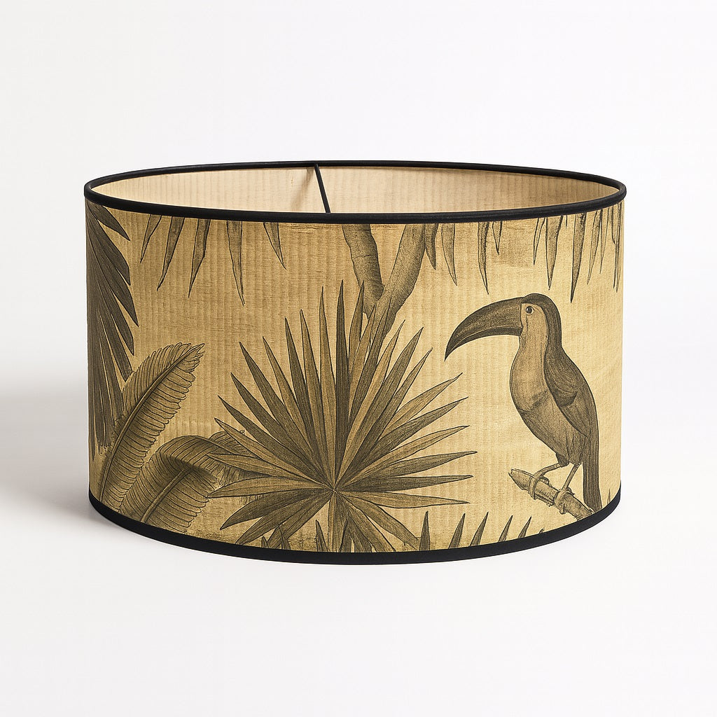 Abat-jour en bambou avec motif toucan et feuillage tropical – déco jungle chic, pour lampe ou suspension E27.