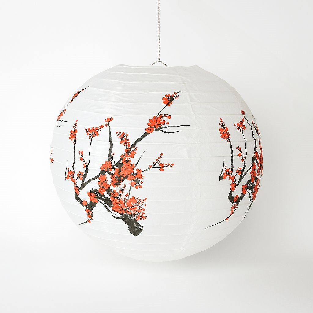 Abat-jour boule en papier blanc décoré de fleurs de cerisier rouges, style japonais traditionnel