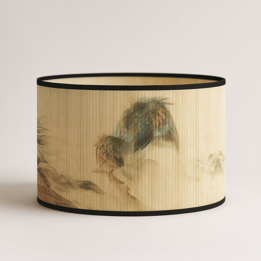 Abat-jour artistique aux tons doux et motifs éthérés, idéal comme abat-jour lampadaire pour une décoration poétique.