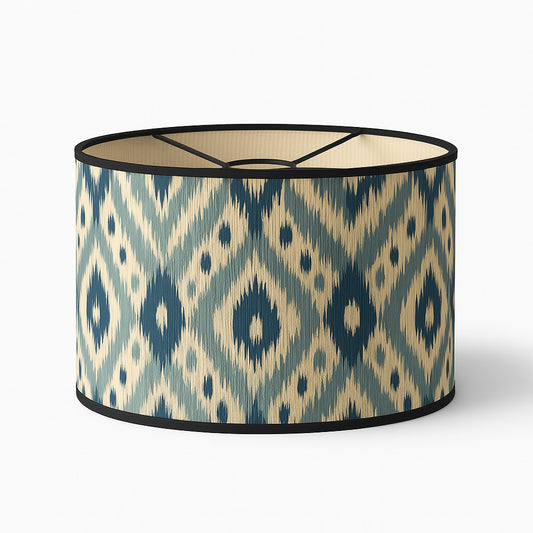 Abat-jour en bambou tressé avec motifs losanges bleu clair – idéal pour lampe ou suspension E27, style bohème graphique