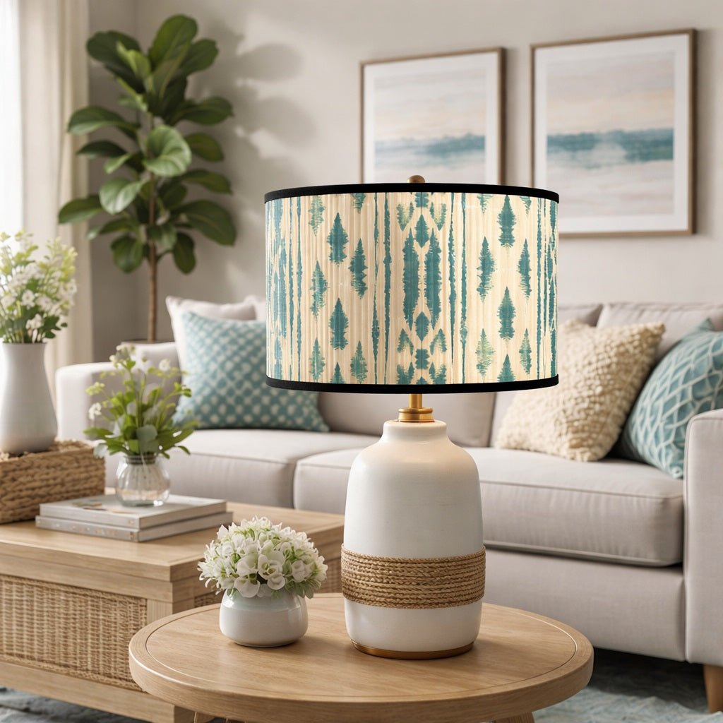 Abat-jour lampadaire design en tissu imprimé, style naturel et décoratif pour salon moderne et cosy.