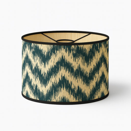 Abat-jour en bambou à motif chevron vert foncé – style ethnique graphique, pour lampe ou suspension E27.