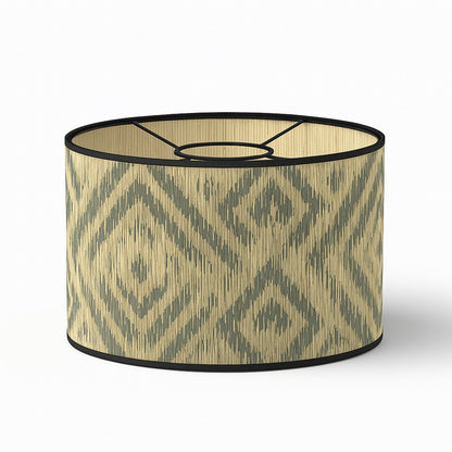 Abat-jour en bambou à motifs losanges vert olive – déco naturelle et lumière tamisée, pour lampe ou suspension culot E27.