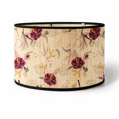 Abat-jour bambou fleuri pour lampe design, motif floral rouge et beige, style naturel élégant intérieur moderne