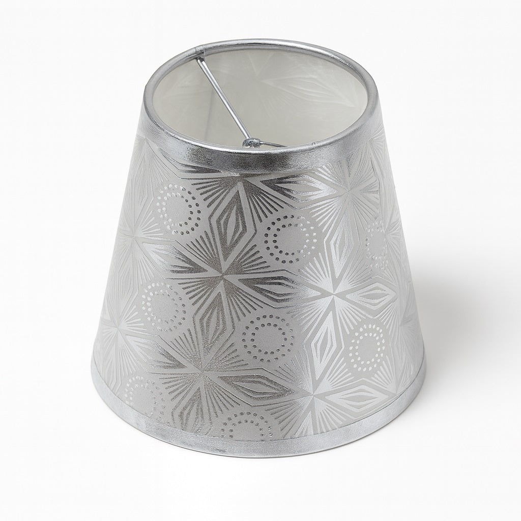 Abat-jour conique argenté à motifs géométriques, abat-jour lampe de chevet design et moderne.