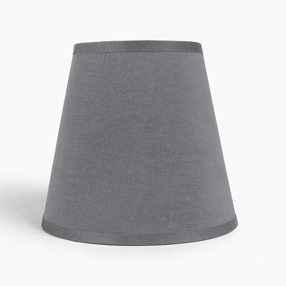 Abat-jour conique gris en tissu, abat-jour lampe de chevet idéal pour une décoration moderne et élégante.