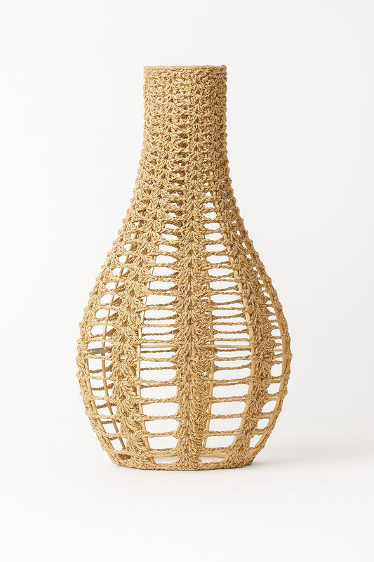 Abat-jour en corde tressée raphia, forme bouteille, ajouré, suspension E27, style naturel bohème, lumière chaude et artisanale.