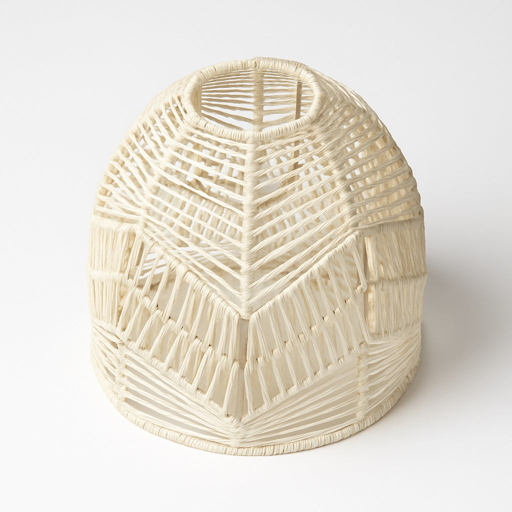 Abat-jour suspension rotin tressé ivoire, abat-jour rotin fait main à structure géométrique élégante