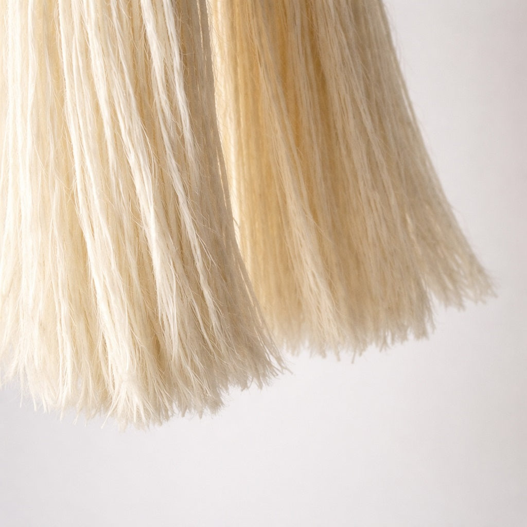 Détail de franges en coton naturel d’abat-jour lampe, abat-jour artisanal au style bohème